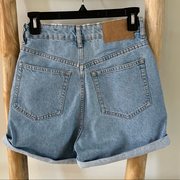 Zara denim shorts - Picture 2 of 4